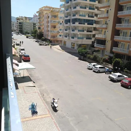 Yazar 3 Apartman Apartment