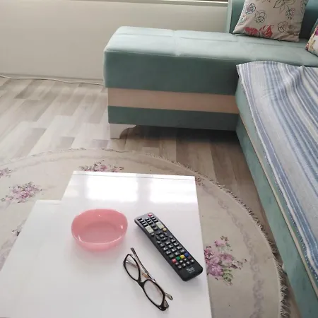 Yazar 3 Apartman Apartment